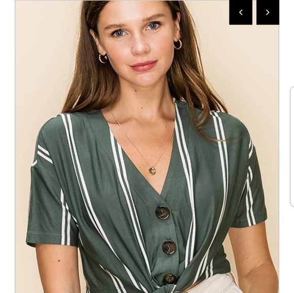 🚨END OF SUMMER SALE// Olive green crop top - Picture 8 of 8